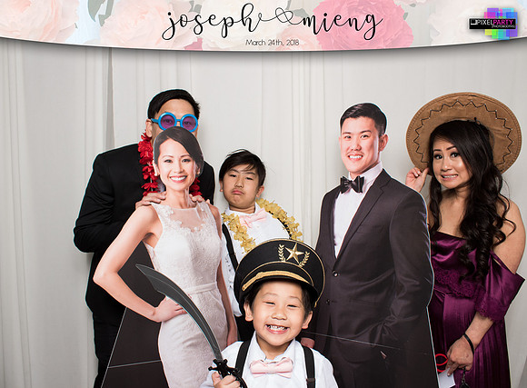 30056 - Mieng + Joseph Wedding Photobooth 2018