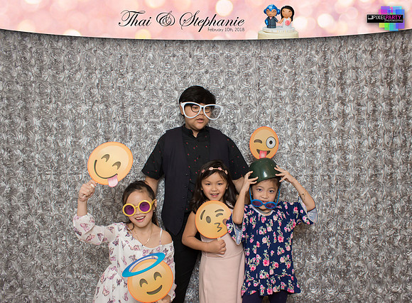 30020 - Stephanie + Thai Wedding Photobooth 2018