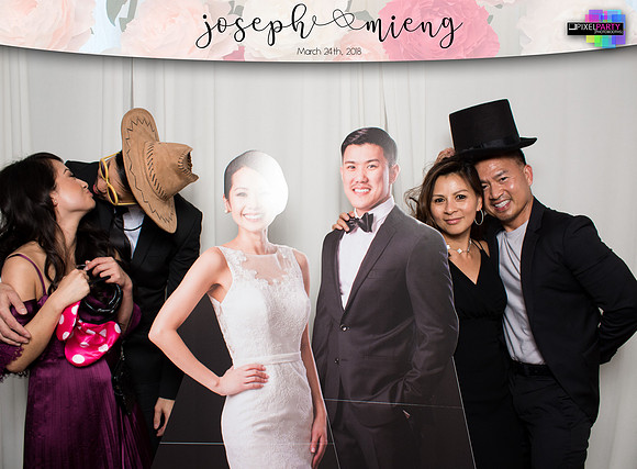 30044 - Mieng + Joseph Wedding Photobooth 2018