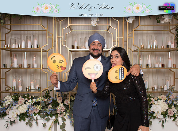 20180 - ViAnh + Addison Wedding Photobooth 2018