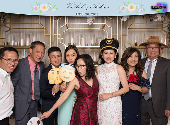 20070 - ViAnh + Addison Wedding Photobooth 2018