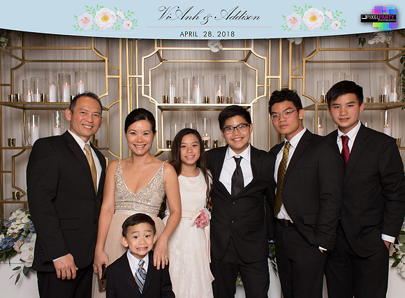 20251 - ViAnh + Addison Wedding Photobooth 2018