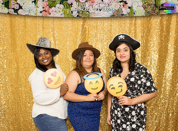 60107 - Jolie + Peter Wedding Photobooth 2017