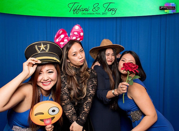 60089 - Tiffani + Tony Wedding Photobooth 2017