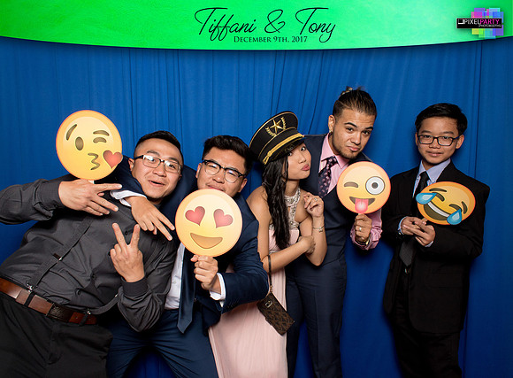 60035 - Tiffani + Tony Wedding Photobooth 2017