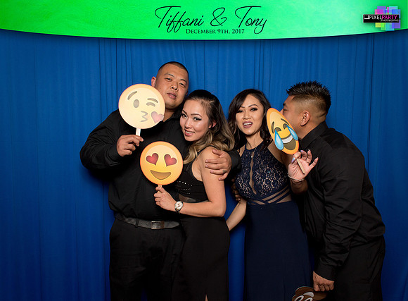 60137 - Tiffani + Tony Wedding Photobooth 2017