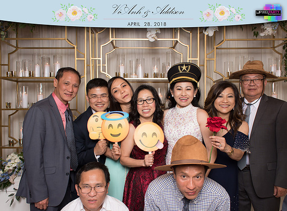 20071 - ViAnh + Addison Wedding Photobooth 2018