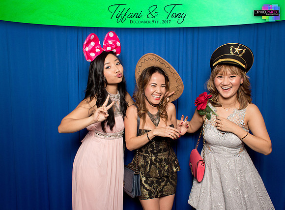 60112 - Tiffani + Tony Wedding Photobooth 2017