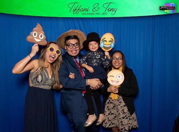 60150 - Tiffani + Tony Wedding Photobooth 2017