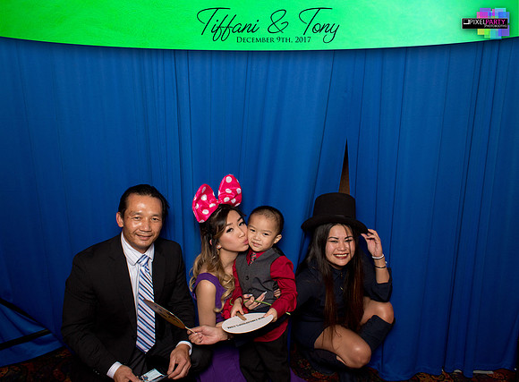 60211 - Tiffani + Tony Wedding Photobooth 2017