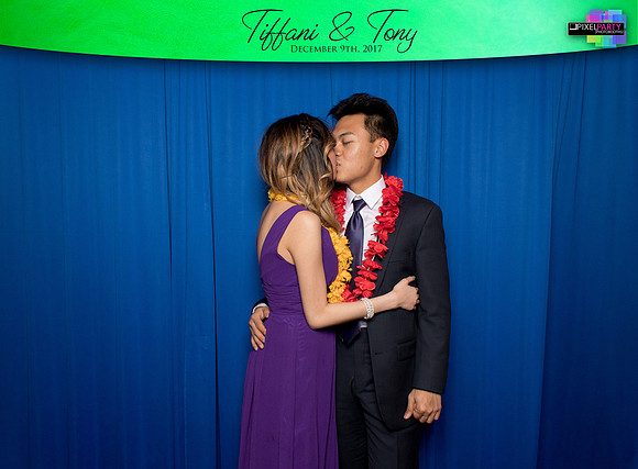 60062 - Tiffani + Tony Wedding Photobooth 2017