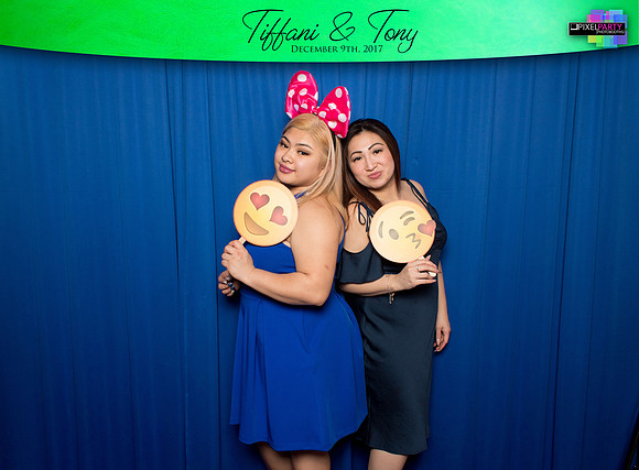 60187 - Tiffani + Tony Wedding Photobooth 2017
