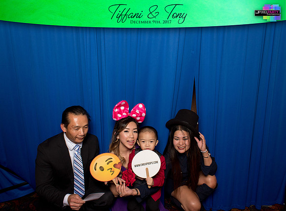 60212 - Tiffani + Tony Wedding Photobooth 2017