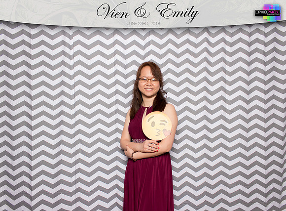 50093 - Emily + Vien Wedding Photobooth 2018