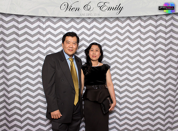 50087 - Emily + Vien Wedding Photobooth 2018
