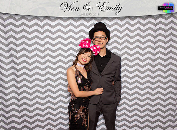 50195 - Emily + Vien Wedding Photobooth 2018