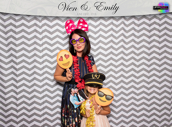 50198 - Emily + Vien Wedding Photobooth 2018