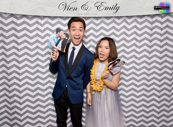 50034 - Emily + Vien Wedding Photobooth 2018