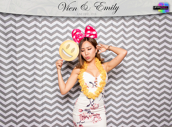 50224 - Emily + Vien Wedding Photobooth 2018