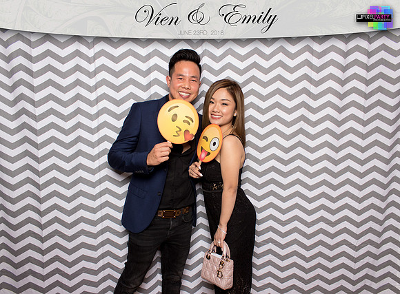50255 - Emily + Vien Wedding Photobooth 2018