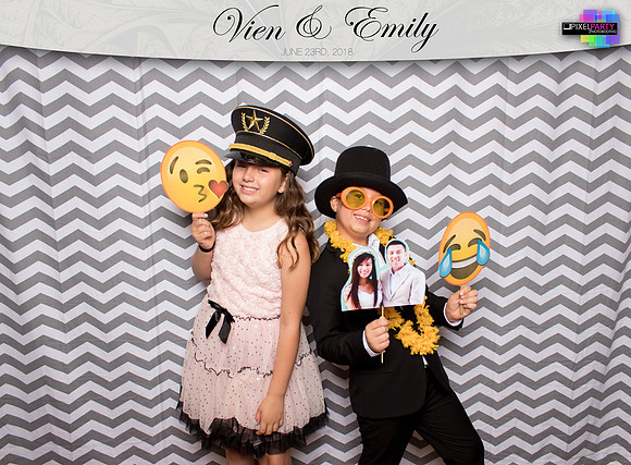 50150 - Emily + Vien Wedding Photobooth 2018