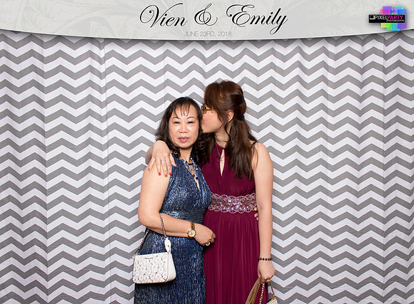 50037 - Emily + Vien Wedding Photobooth 2018