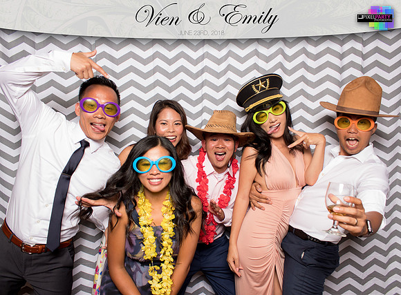 50291 - Emily + Vien Wedding Photobooth 2018