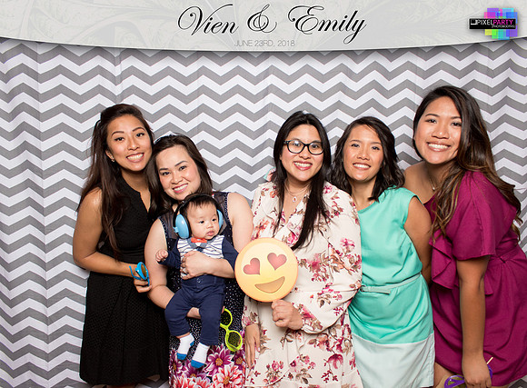 50176 - Emily + Vien Wedding Photobooth 2018