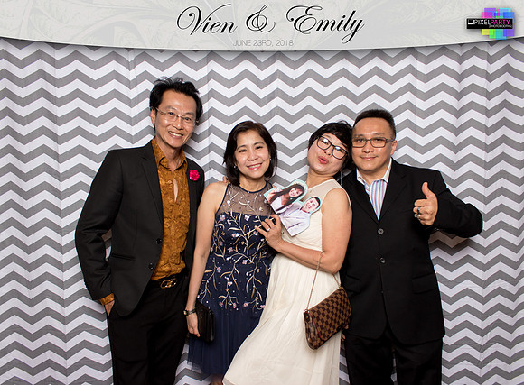 50022 - Emily + Vien Wedding Photobooth 2018