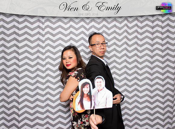 50127 - Emily + Vien Wedding Photobooth 2018