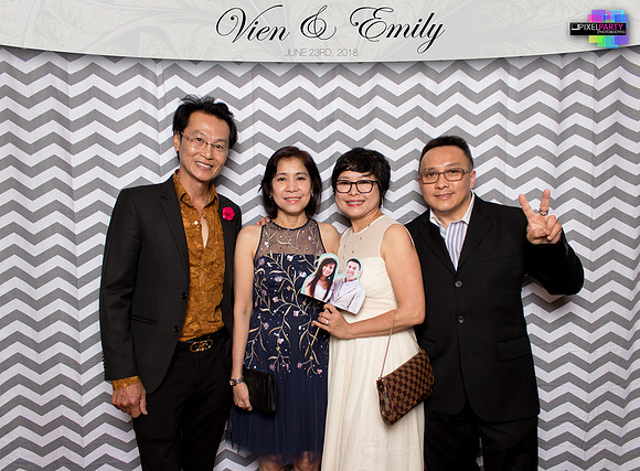 50021 - Emily + Vien Wedding Photobooth 2018