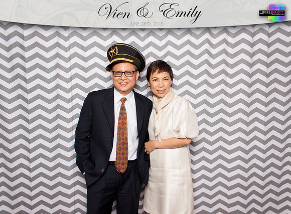 50247 - Emily + Vien Wedding Photobooth 2018