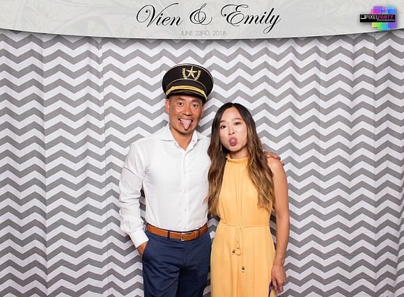 50106 - Emily + Vien Wedding Photobooth 2018
