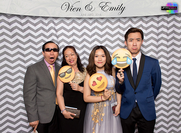 50047 - Emily + Vien Wedding Photobooth 2018