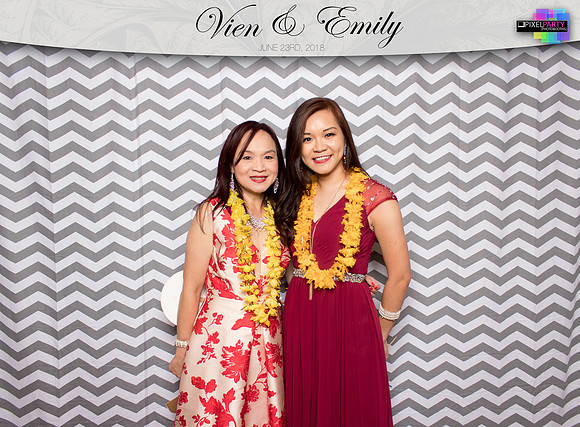 50186 - Emily + Vien Wedding Photobooth 2018