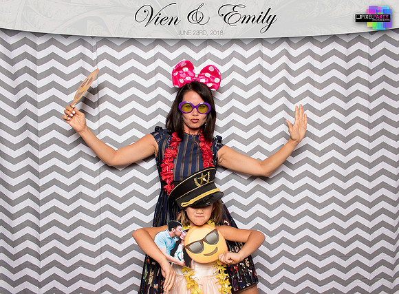 50200 - Emily + Vien Wedding Photobooth 2018