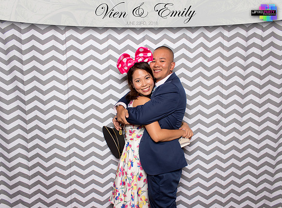 50185 - Emily + Vien Wedding Photobooth 2018