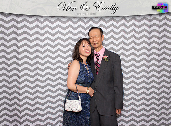50029 - Emily + Vien Wedding Photobooth 2018