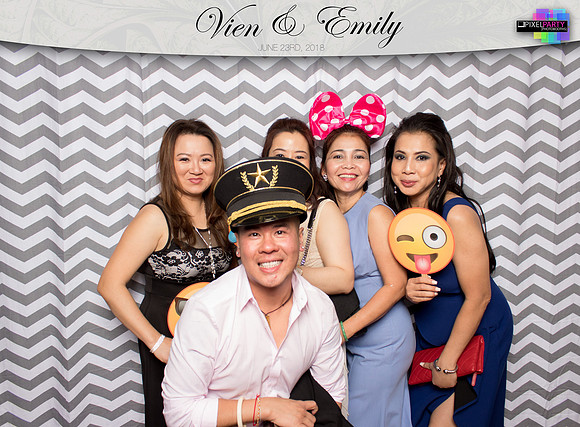 50429 - Emily + Vien Wedding Photobooth 2018