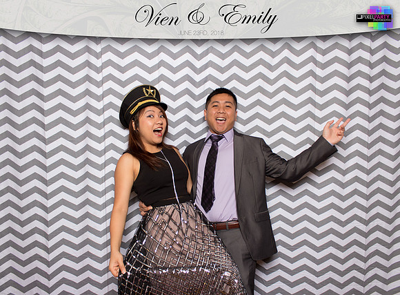 50121 - Emily + Vien Wedding Photobooth 2018