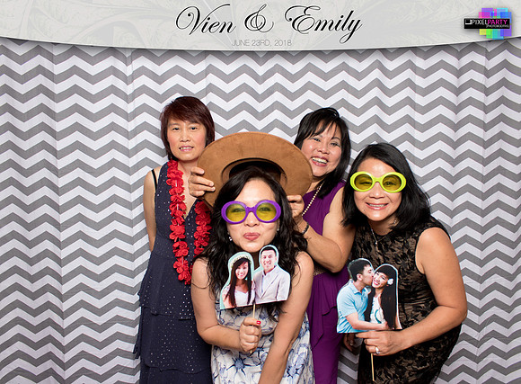 50011 - Emily + Vien Wedding Photobooth 2018