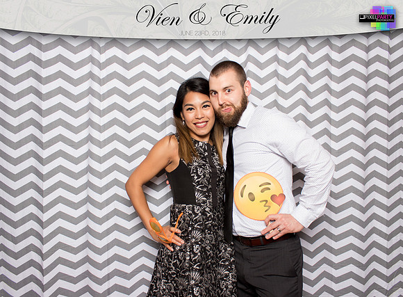 50419 - Emily + Vien Wedding Photobooth 2018