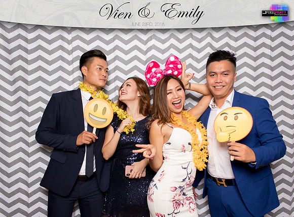 50220 - Emily + Vien Wedding Photobooth 2018