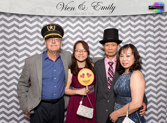 50039 - Emily + Vien Wedding Photobooth 2018