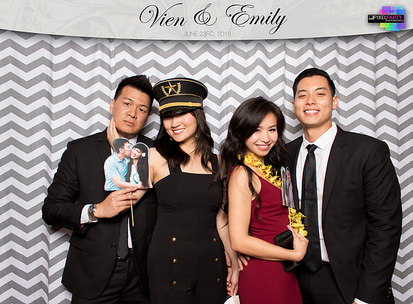 50386 - Emily + Vien Wedding Photobooth 2018