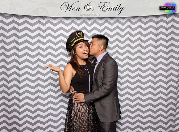 50122 - Emily + Vien Wedding Photobooth 2018