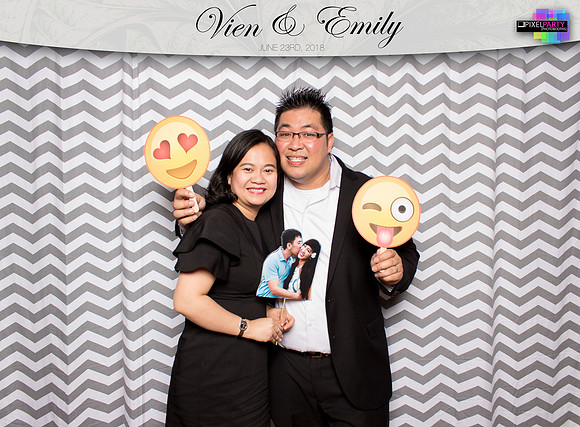 50328 - Emily + Vien Wedding Photobooth 2018