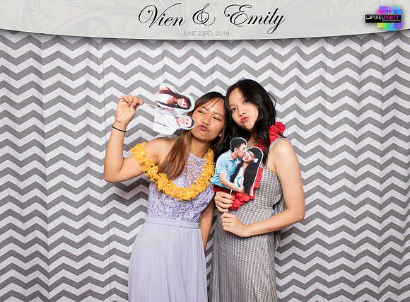 50049 - Emily + Vien Wedding Photobooth 2018