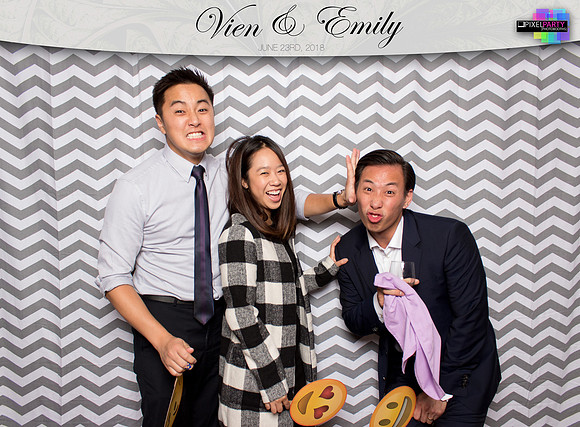 50209 - Emily + Vien Wedding Photobooth 2018