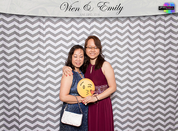 50094 - Emily + Vien Wedding Photobooth 2018